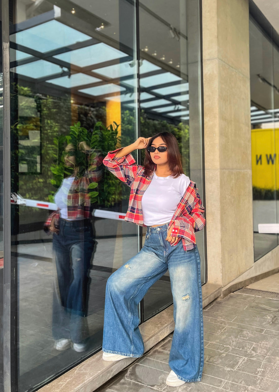 Street Style Cropped Check Shirt – Drop Shoulder Fit