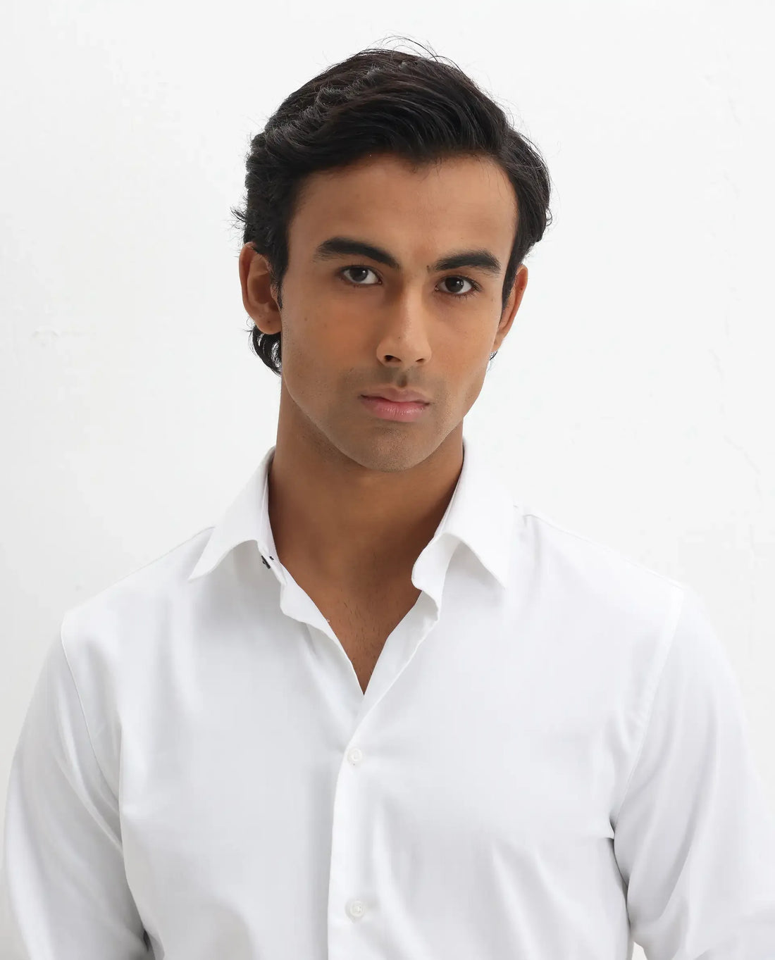 REGULAR FIT PLAIN CASUAL WHITE SHIRT