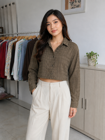 Women’s Cropped Relaxed Shirt